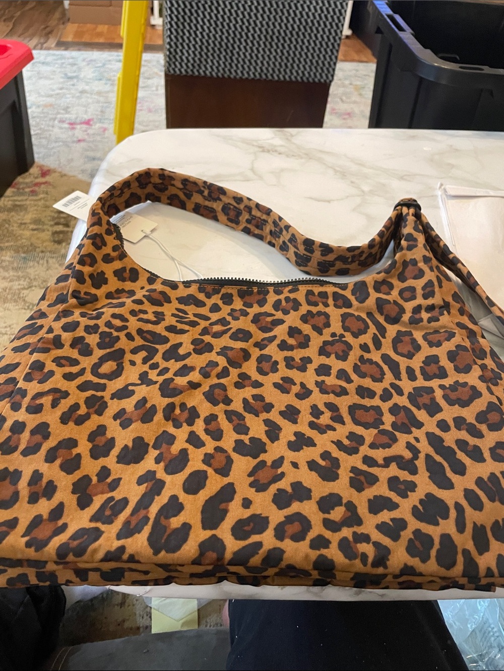 Baggu cheetah print bag NWT - Picture 2 of 3